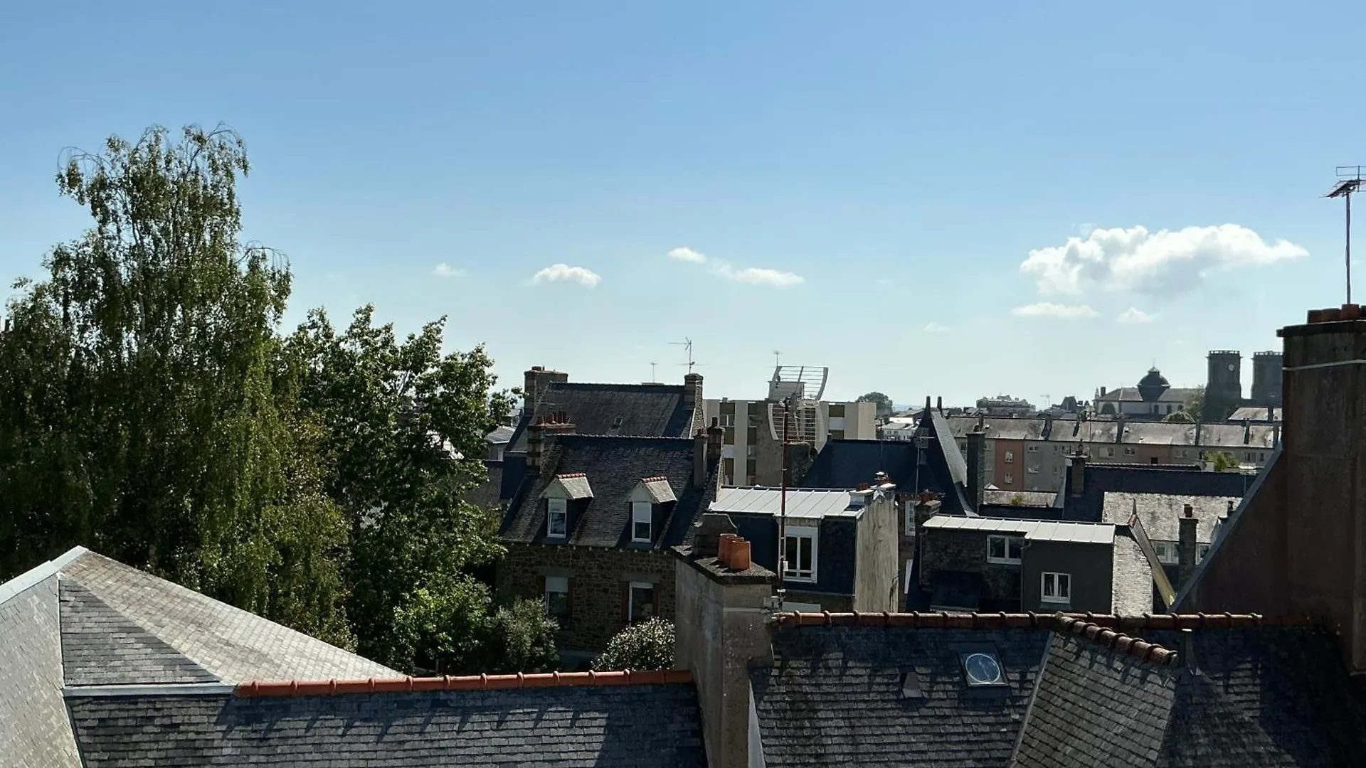Апартаменты T2 Dans Le Quartier Saint-Michel De Saint Brieuc